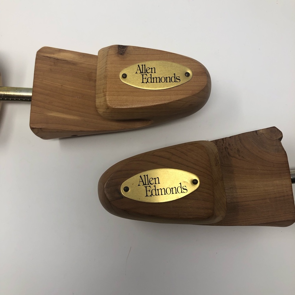Allen Edmonds Full Toe Pair of Cedar Shoe Trees Size XXL - Picture 2 of 6